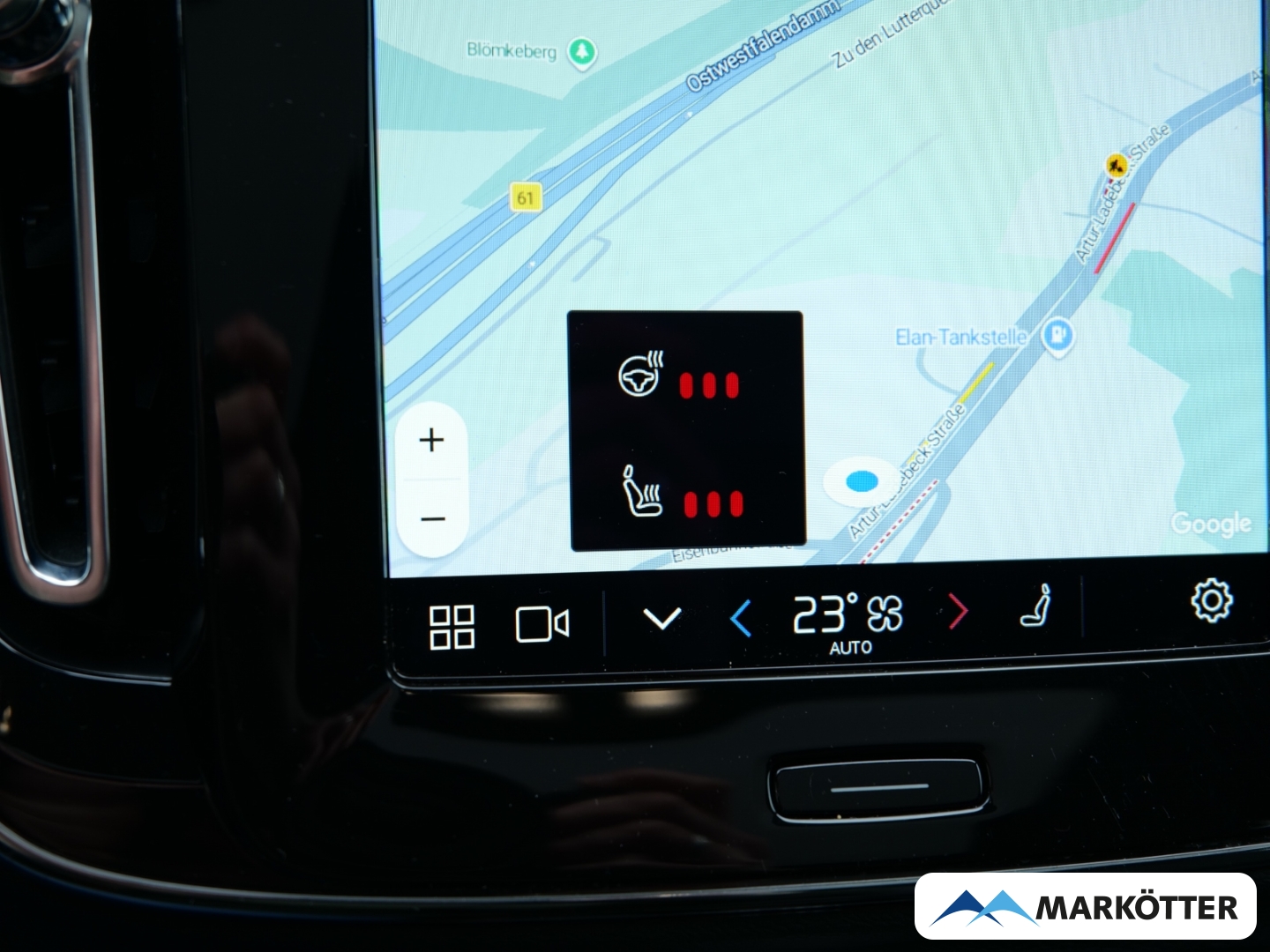 Fahrzeugabbildung Volvo C40 2WD Plus /Wärmepumpe/Standheizung/