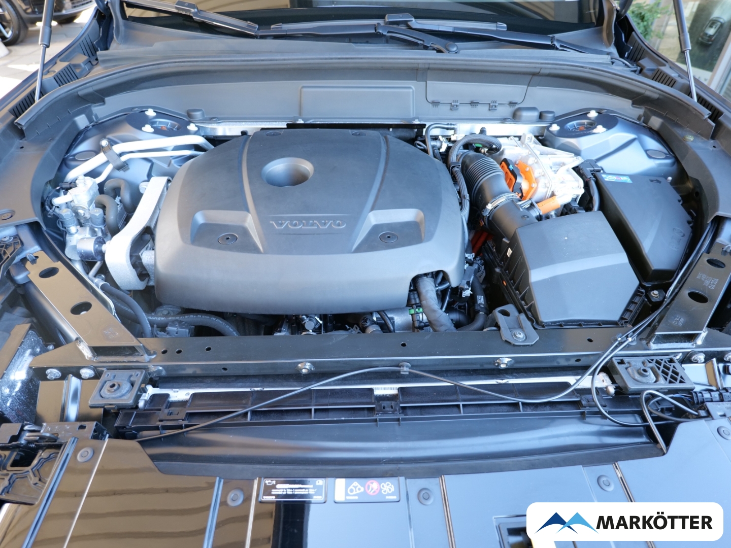 Fahrzeugabbildung Volvo XC60 T6 Twin Engine Plus Bright /ACC/BLIS/Sthzg/
