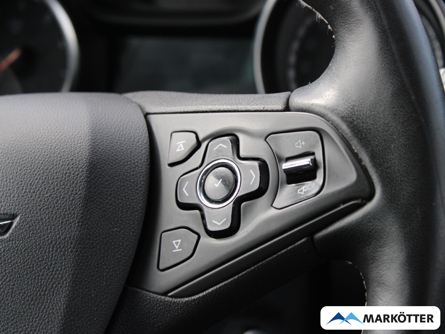 Fahrzeugabbildung Opel Astra K 1.4 Turbo Dynamic LED/Tempomat/Kamera