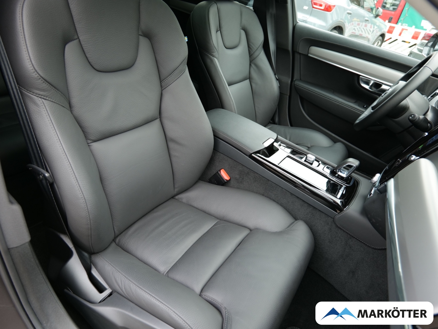 Fahrzeugabbildung Volvo V90 T6 AWD Recharge Plus Bright 360CAM/PANO/BLIS