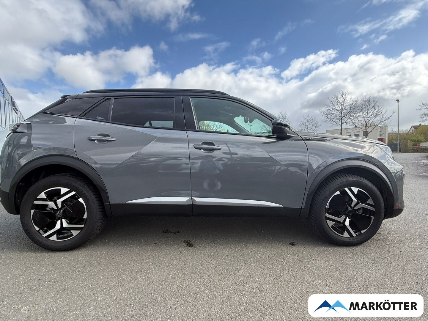 Fahrzeugabbildung Peugeot 2008 GT CAM/SHZ/LED/ALLWETTER/MASSAGE/ALCANTARA