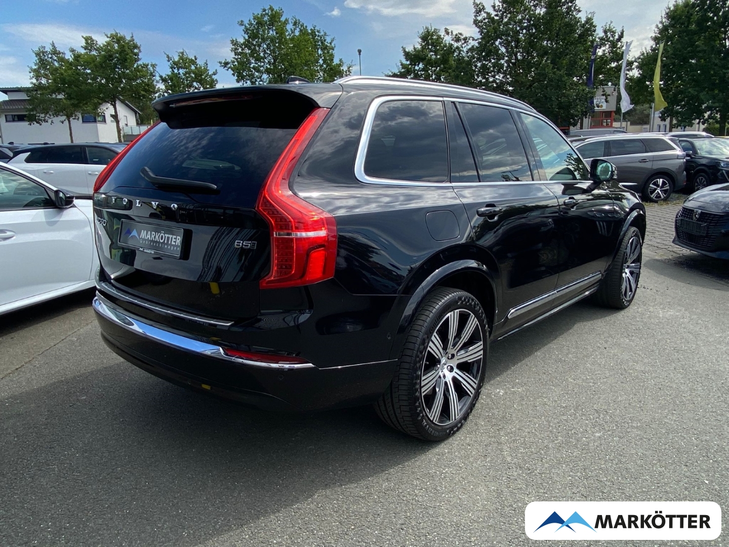 Fahrzeugabbildung Volvo XC90 B5 AWD Plus Bright 7-Sitzer ACC/BLIS/H&K