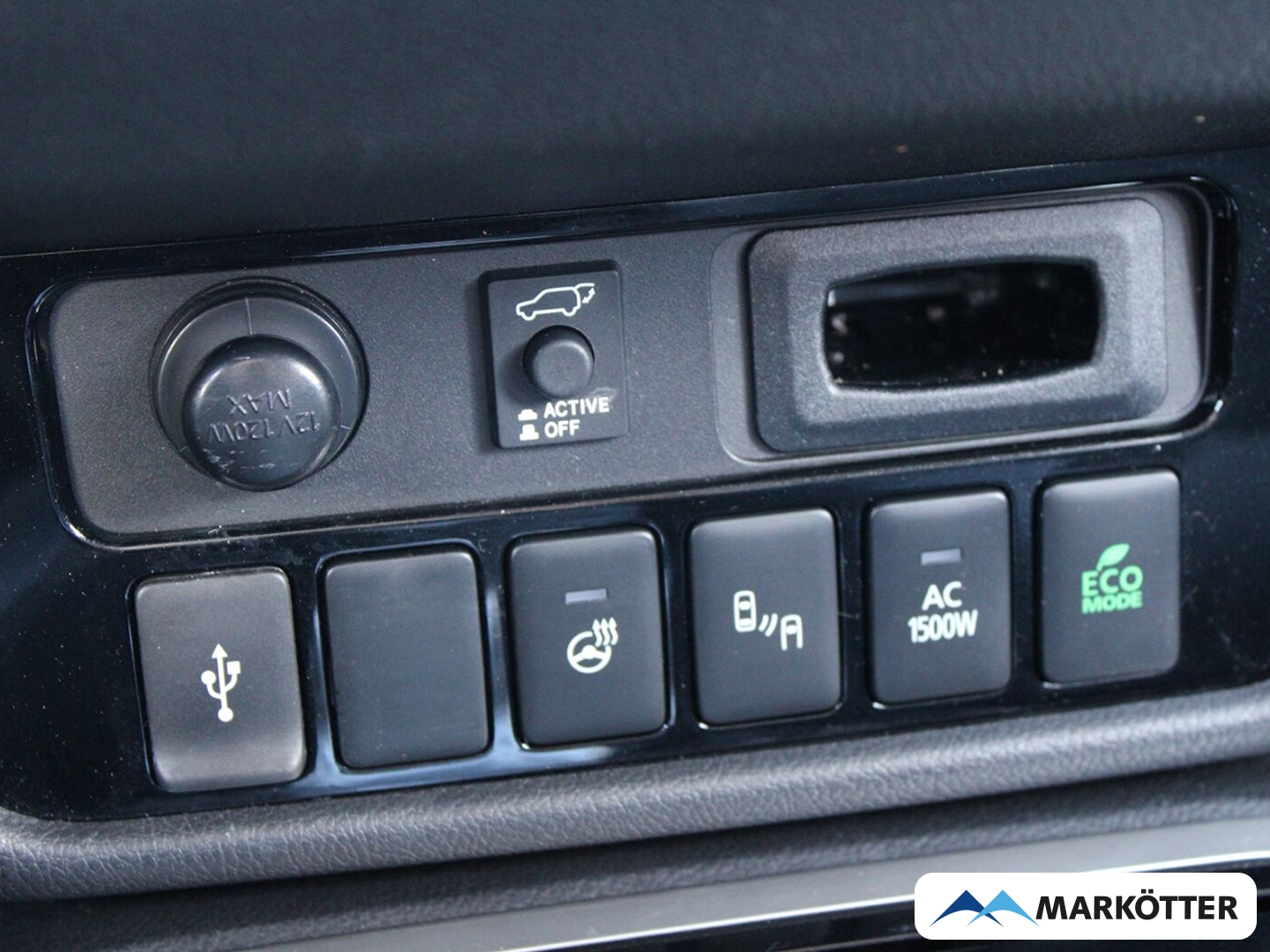 Fahrzeugabbildung Mitsubishi Outlander PHEV Plus 4WD ACC/CAM/LHZ/NAVI/SHZ
