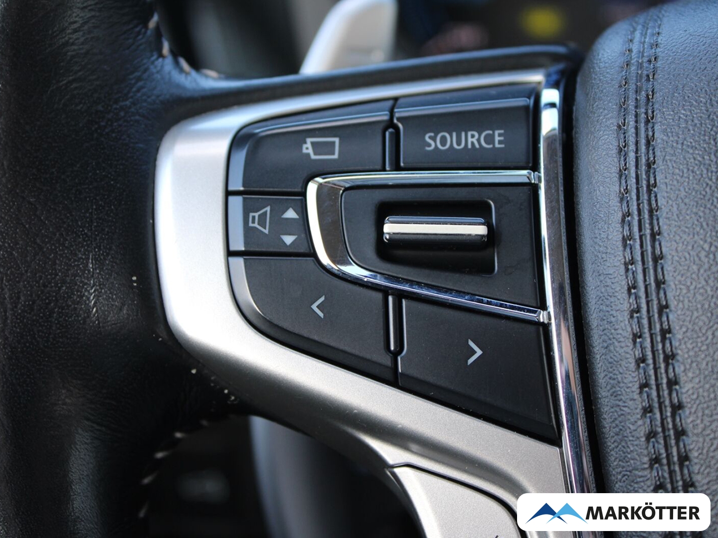 Fahrzeugabbildung Mitsubishi Outlander PHEV Plus 4WD ACC/CAM/LHZ/NAVI/SHZ