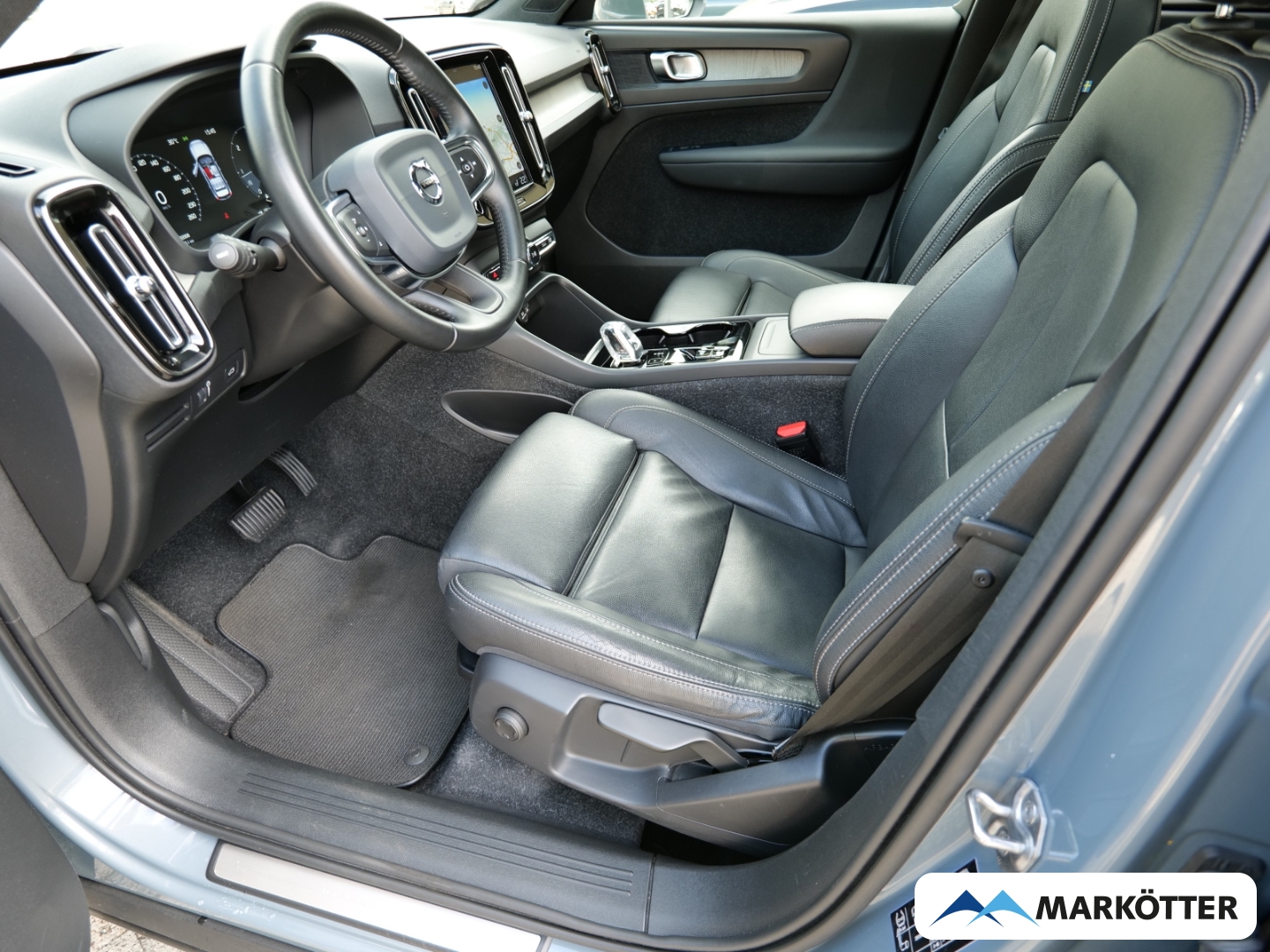 Fahrzeugabbildung Volvo XC40 D3 Inscription AHK/PANO/360CAM/BLIS