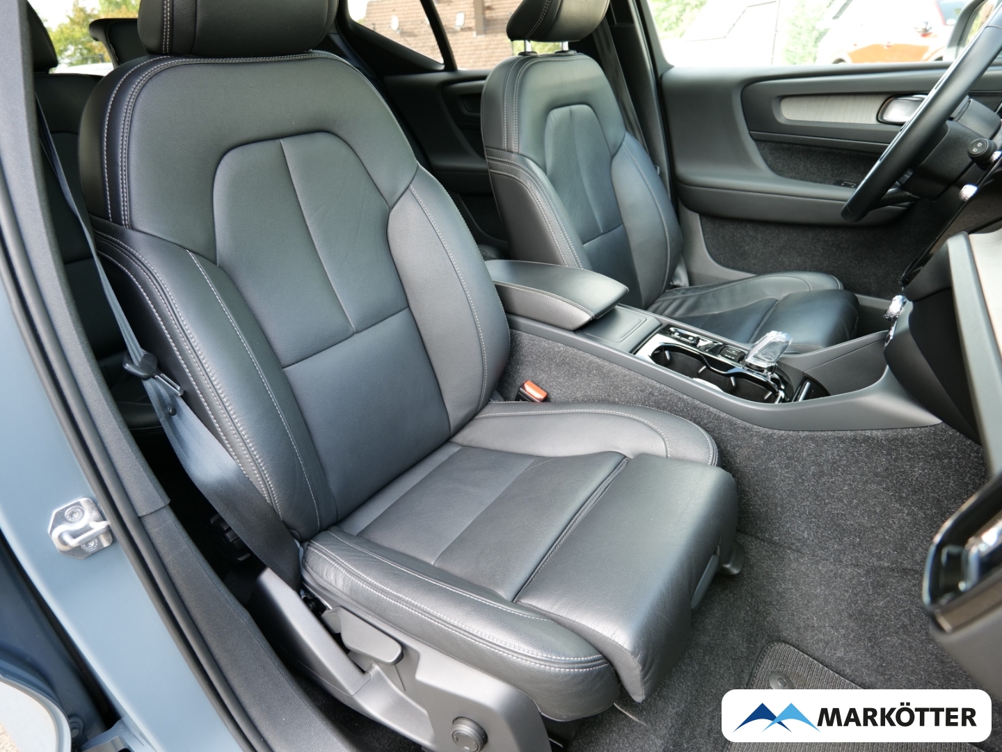 Fahrzeugabbildung Volvo XC40 D3 Inscription AHK/PANO/360CAM/BLIS