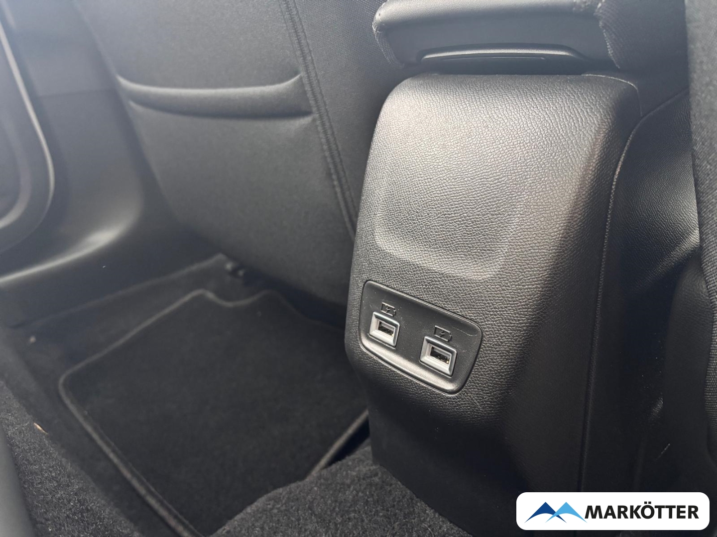 Fahrzeugabbildung Peugeot 208 e- Allure SHZ/NAVI/KLIMA/PDC/APPLE/DAB