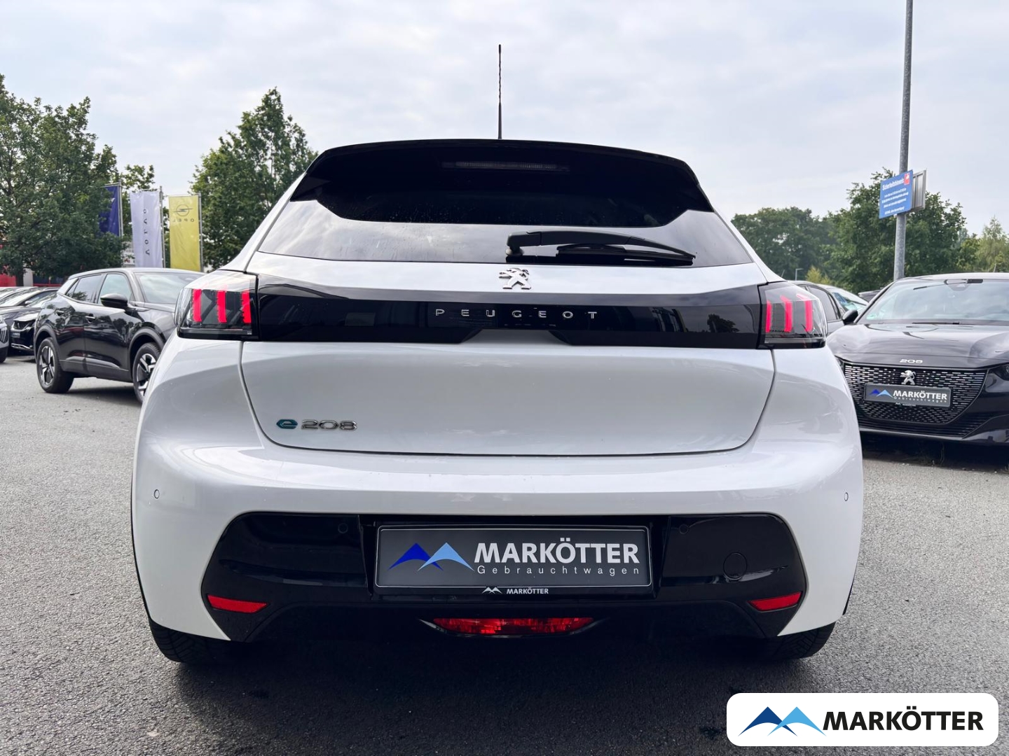 Fahrzeugabbildung Peugeot 208 e- Allure SHZ/NAVI/KLIMA/PDC/APPLE/DAB