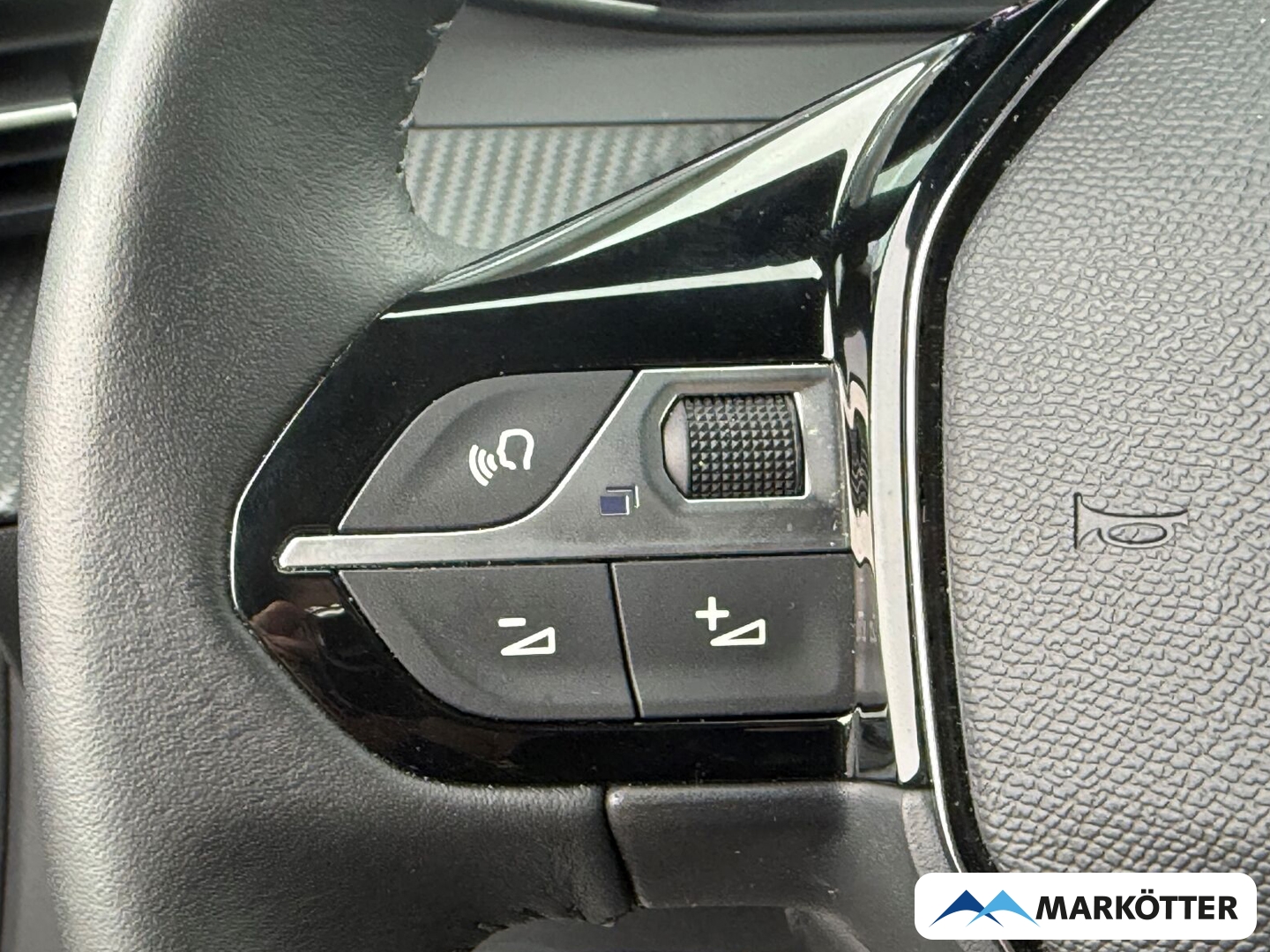 Fahrzeugabbildung Peugeot 2008 Allure/SHZ/LED/Keyless Go/CarPlay/Android Auto