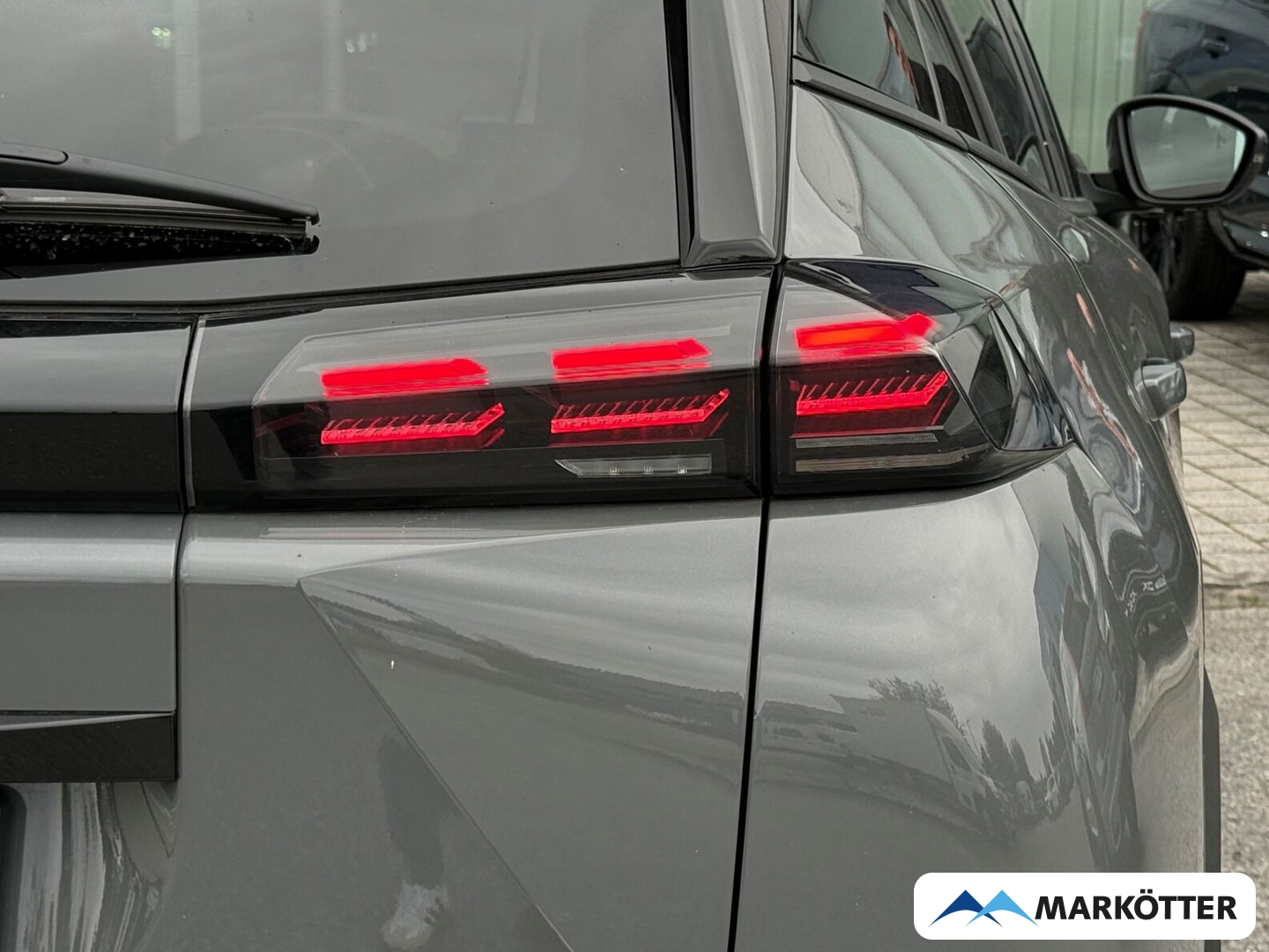 Fahrzeugabbildung Peugeot 2008 Allure/SHZ/LED/Keyless Go/CarPlay/Android Auto