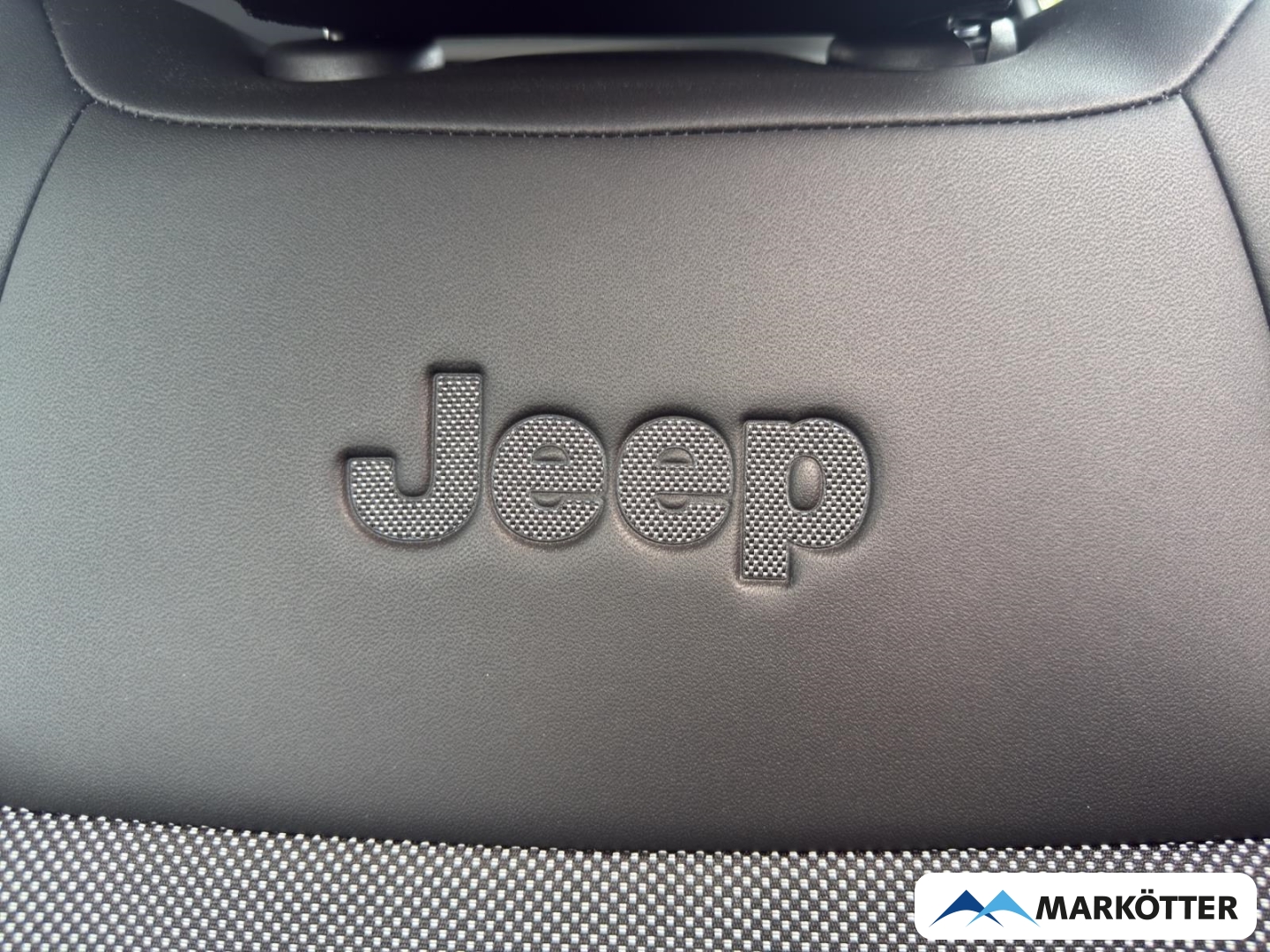 Fahrzeugabbildung Jeep Avenger Altitude/LED/NAVI/PDC/SHZ/ACC/DAB/CarPlay